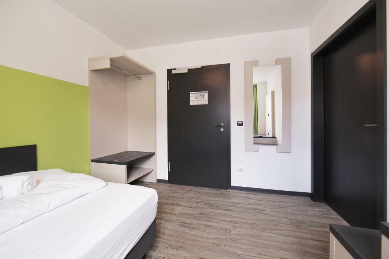 bestprice Hotel Eschweiler Exterior foto
